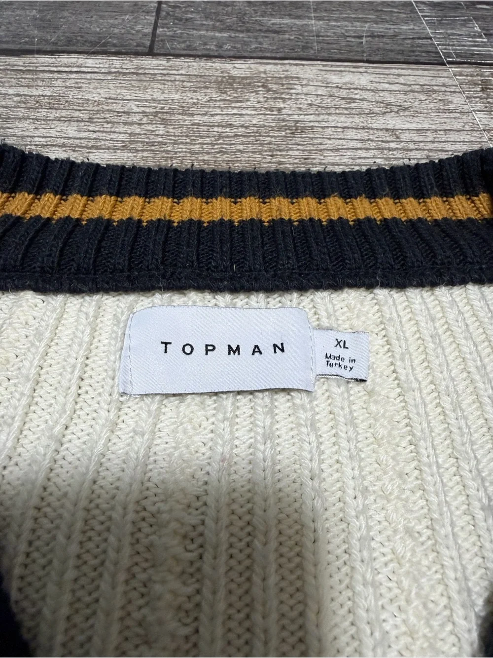 Topman Cable Knit V-Neck Sweater Men’s XL Cream Pullover Preppy